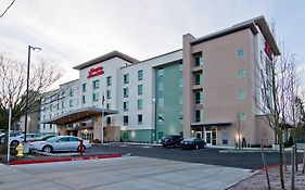 Hampton Inn & Suites Bellevue Downtown/Seattle